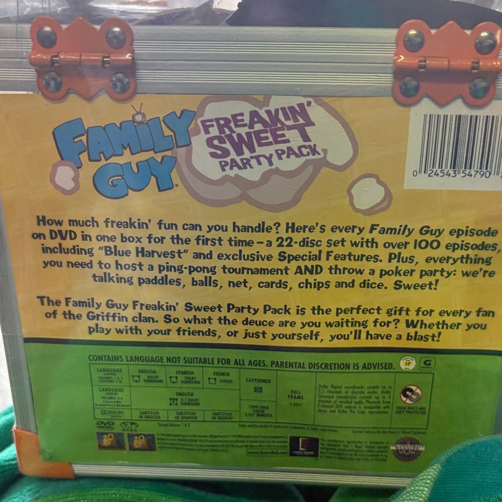 Party Pack with Multicolor Design - Picture 2 of 4